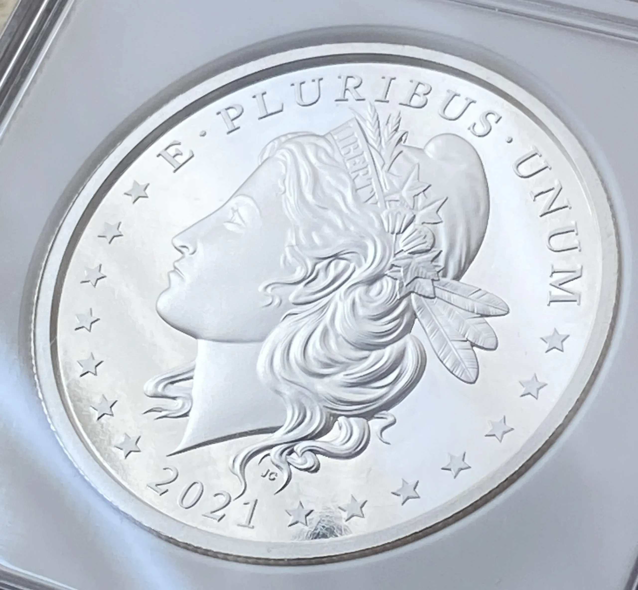 2021年 東カリブ諸国 2ドルプルーフピエフォー銀貨 シルバー・ダラー・ガール PF70UCかつFDI サインラベル NGC 堂々最高鑑定品!