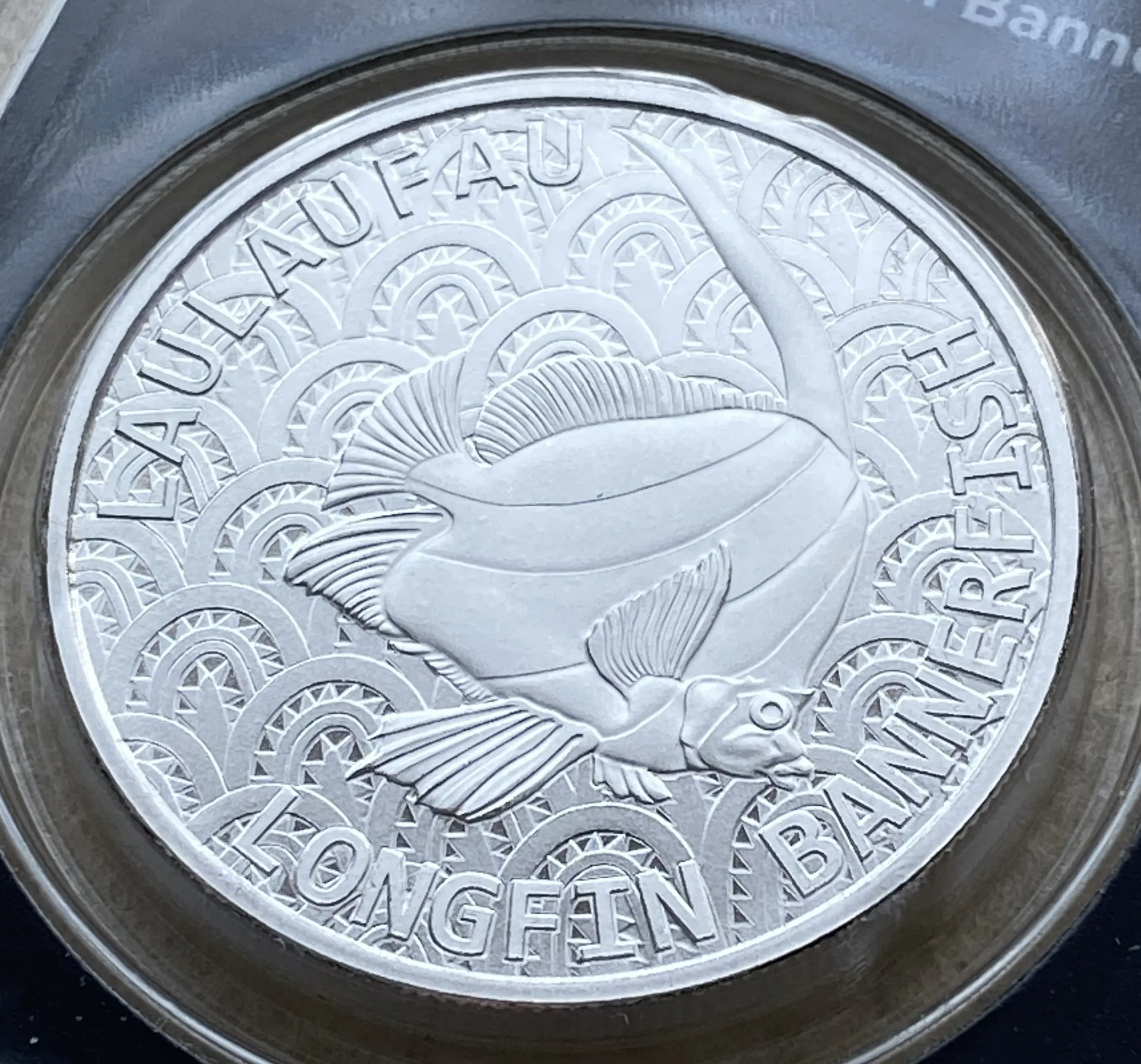 2024年 トケラウ諸島 5ドル銀貨(純銀31.1g)ロングフィン・バナーフィッシュ 保護プラスチック封入/PCGS FirstStrike認定品!