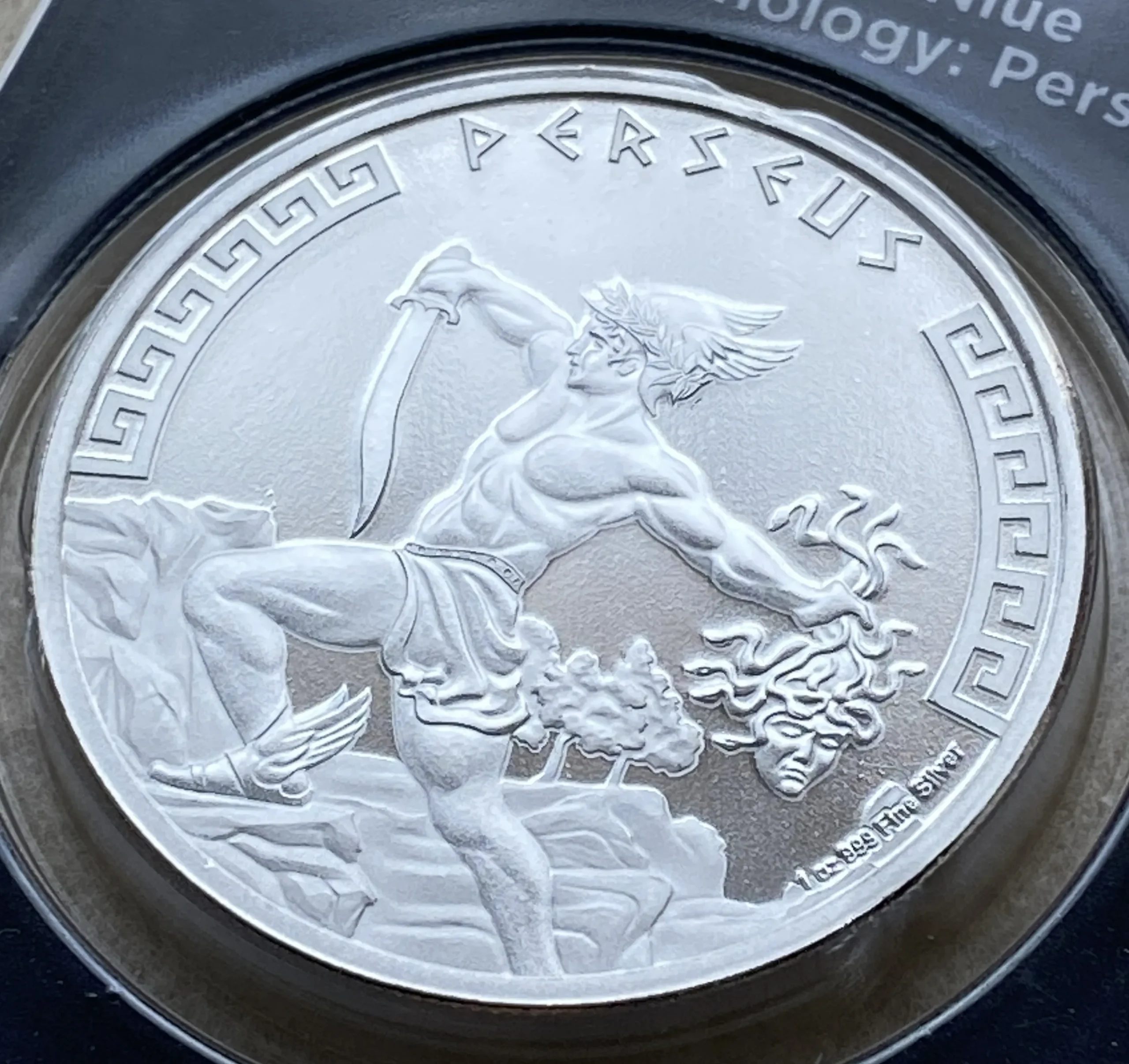 2024年 ニウエ 2ドル銀貨(純銀31.1g)ペルセウス 保護プラスチック封入/PCGS FirstStrike認定品!