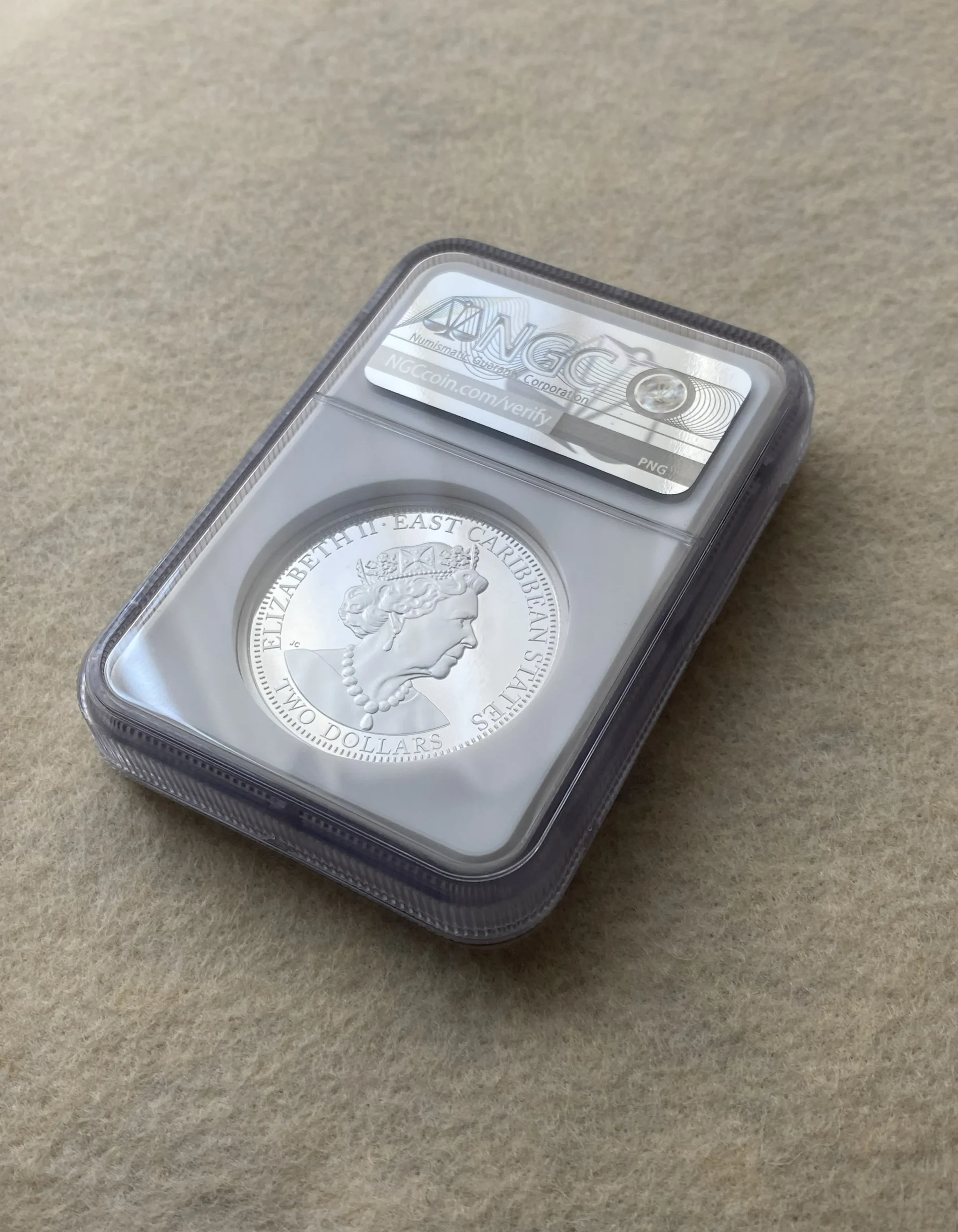 2021年 東カリブ諸国 2ドルプルーフピエフォー銀貨 シルバー・ダラー・ガール PF70UCかつFDI サインラベル NGC 堂々最高鑑定品! - 画像 (5)