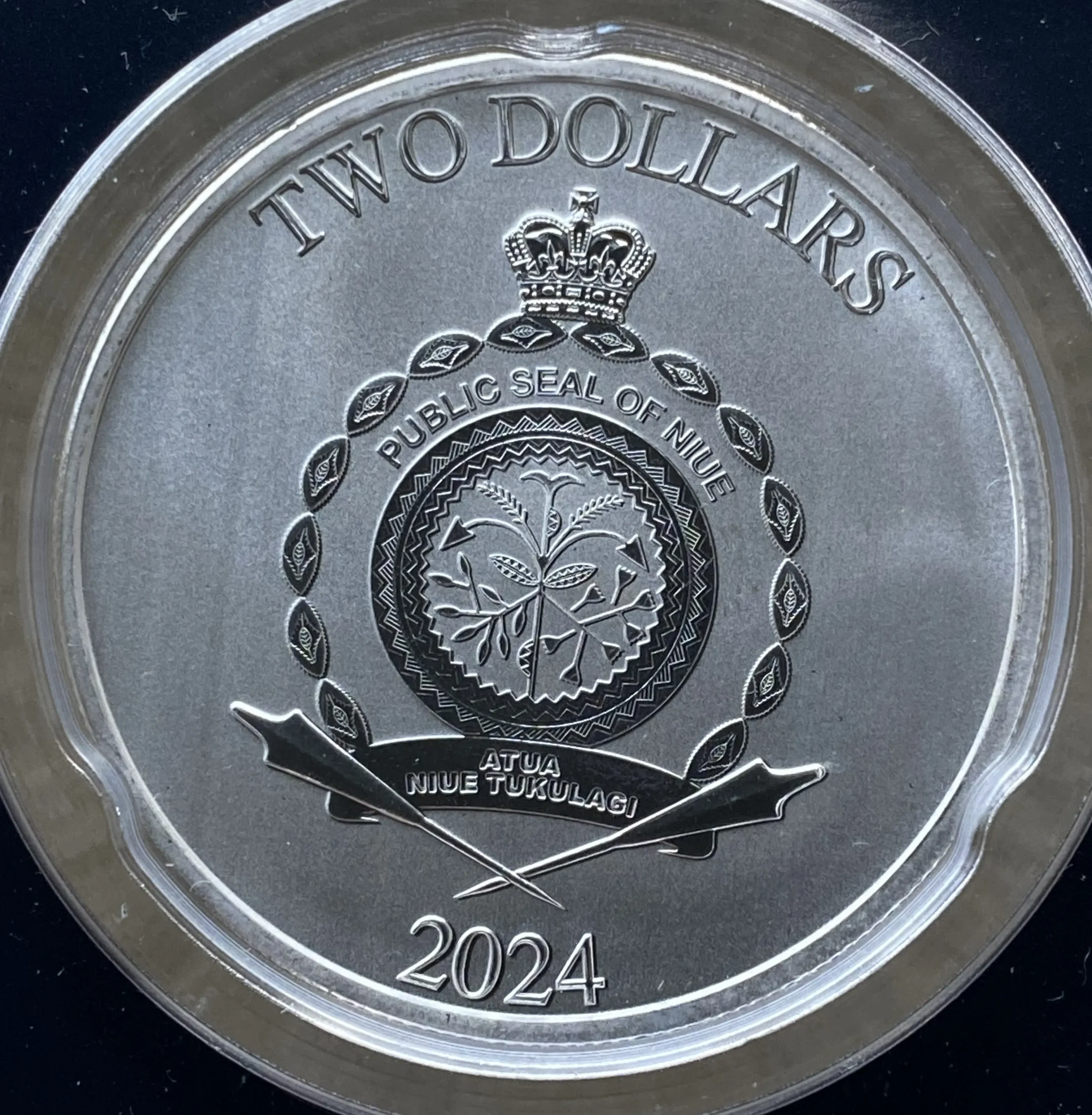 2024年 ニウエ 2ドル銀貨(純銀31.1g)ペルセウス 保護プラスチック封入/PCGS FirstStrike認定品! - 画像 (6)