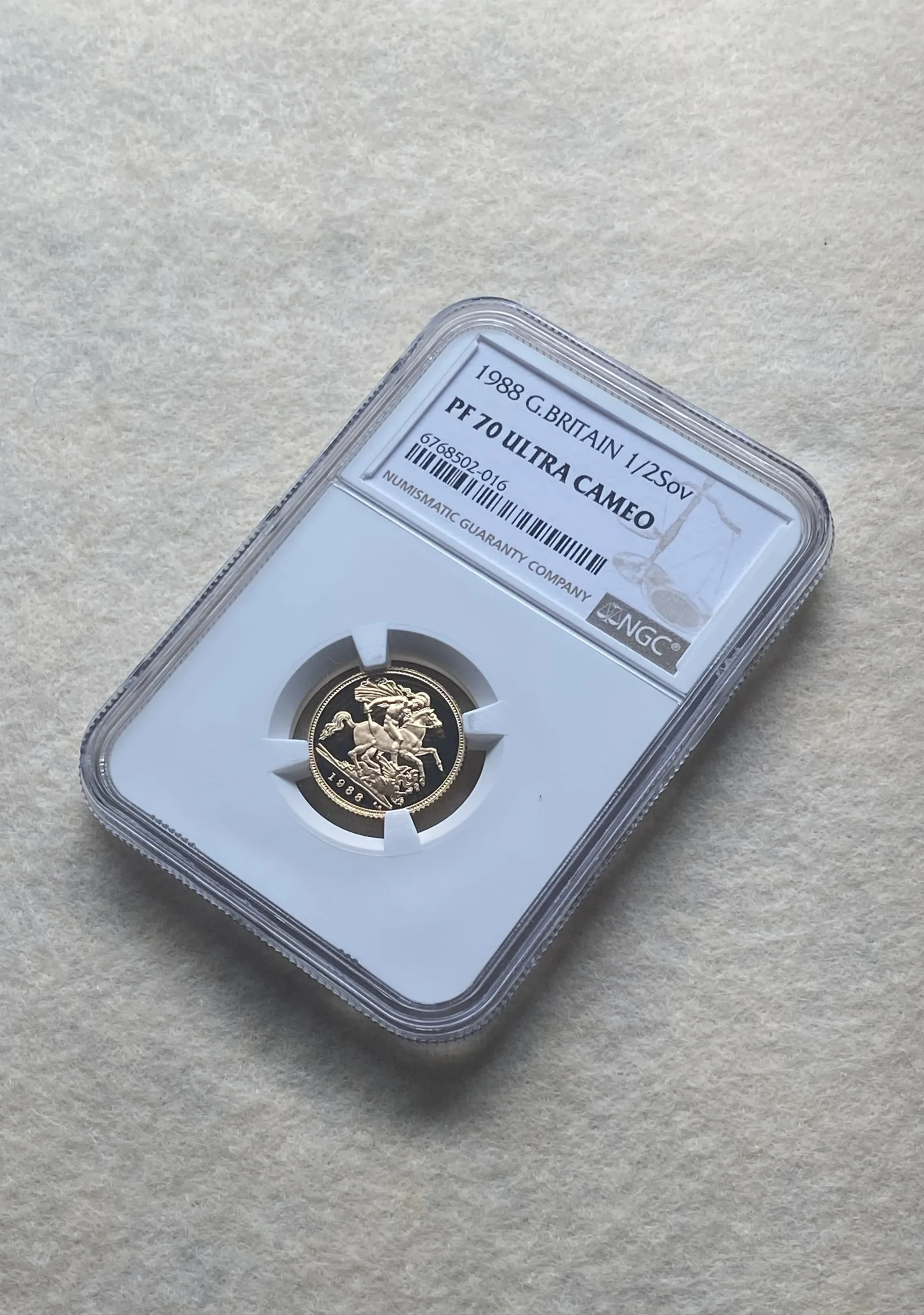 1988年 イギリス ハーフソブリン金貨 エリザベス2世女王 マクルーフ肖像 プルーフ PF70 ULTRA CAMEO NGC 堂々最高鑑定品! - 画像 (2)