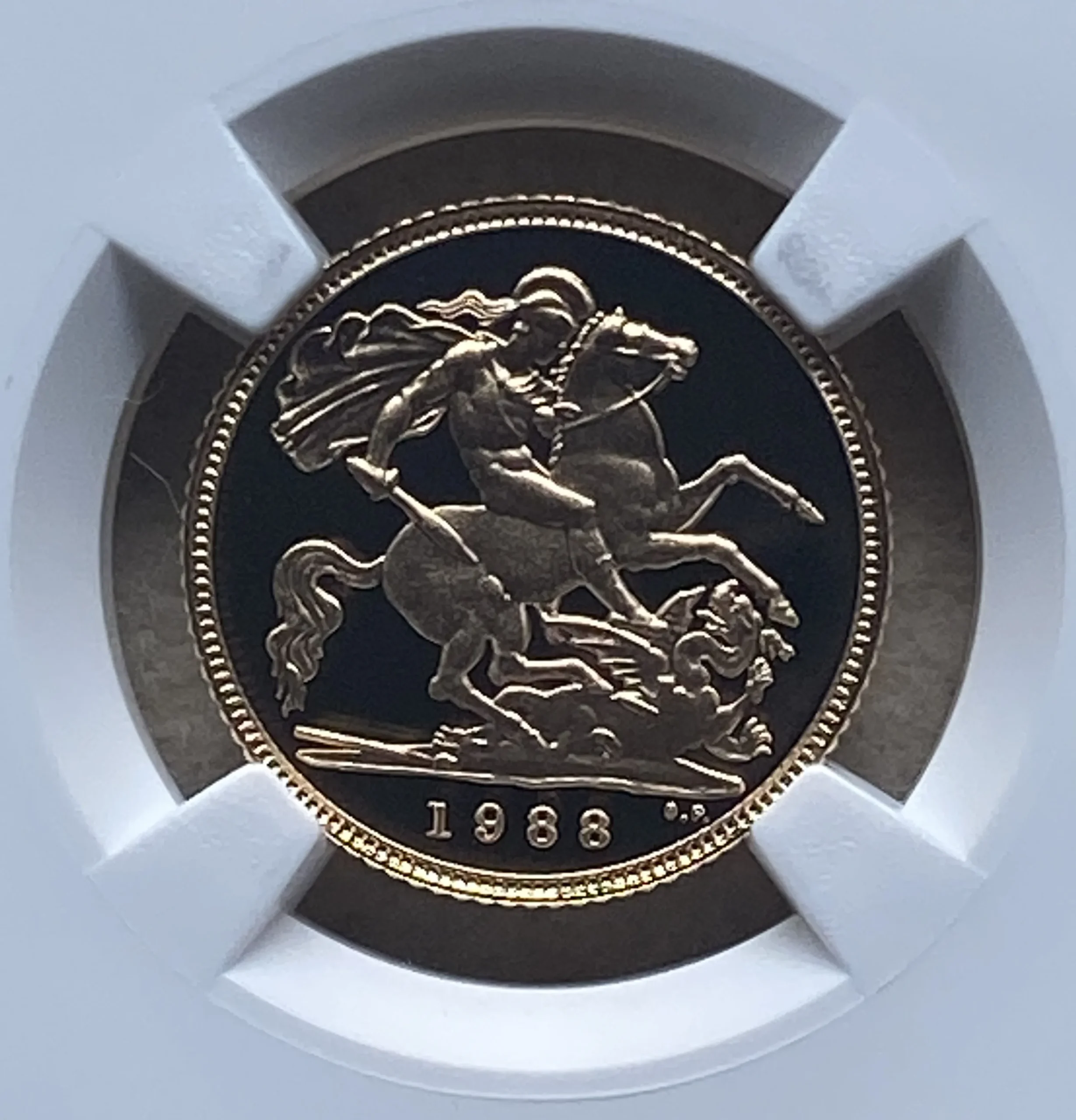 1988年 イギリス ハーフソブリン金貨 エリザベス2世女王 マクルーフ肖像 プルーフ PF70 ULTRA CAMEO NGC 堂々最高鑑定品! - 画像 (3)