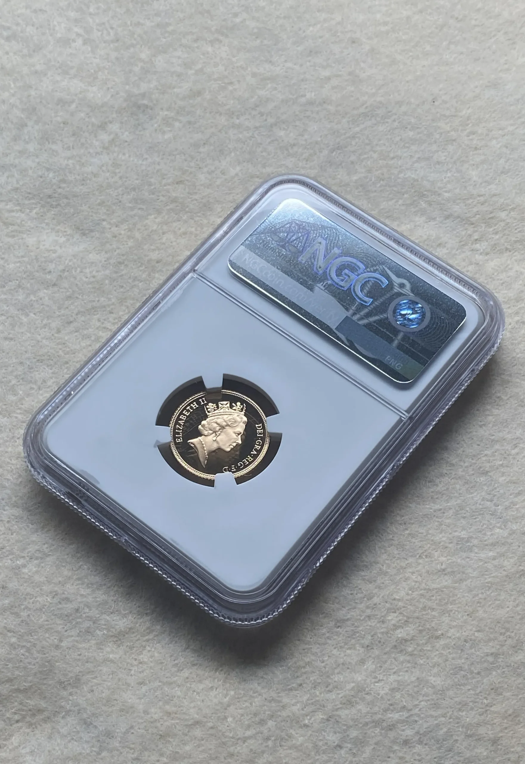 1988年 イギリス ハーフソブリン金貨 エリザベス2世女王 マクルーフ肖像 プルーフ PF70 ULTRA CAMEO NGC 堂々最高鑑定品! - 画像 (6)