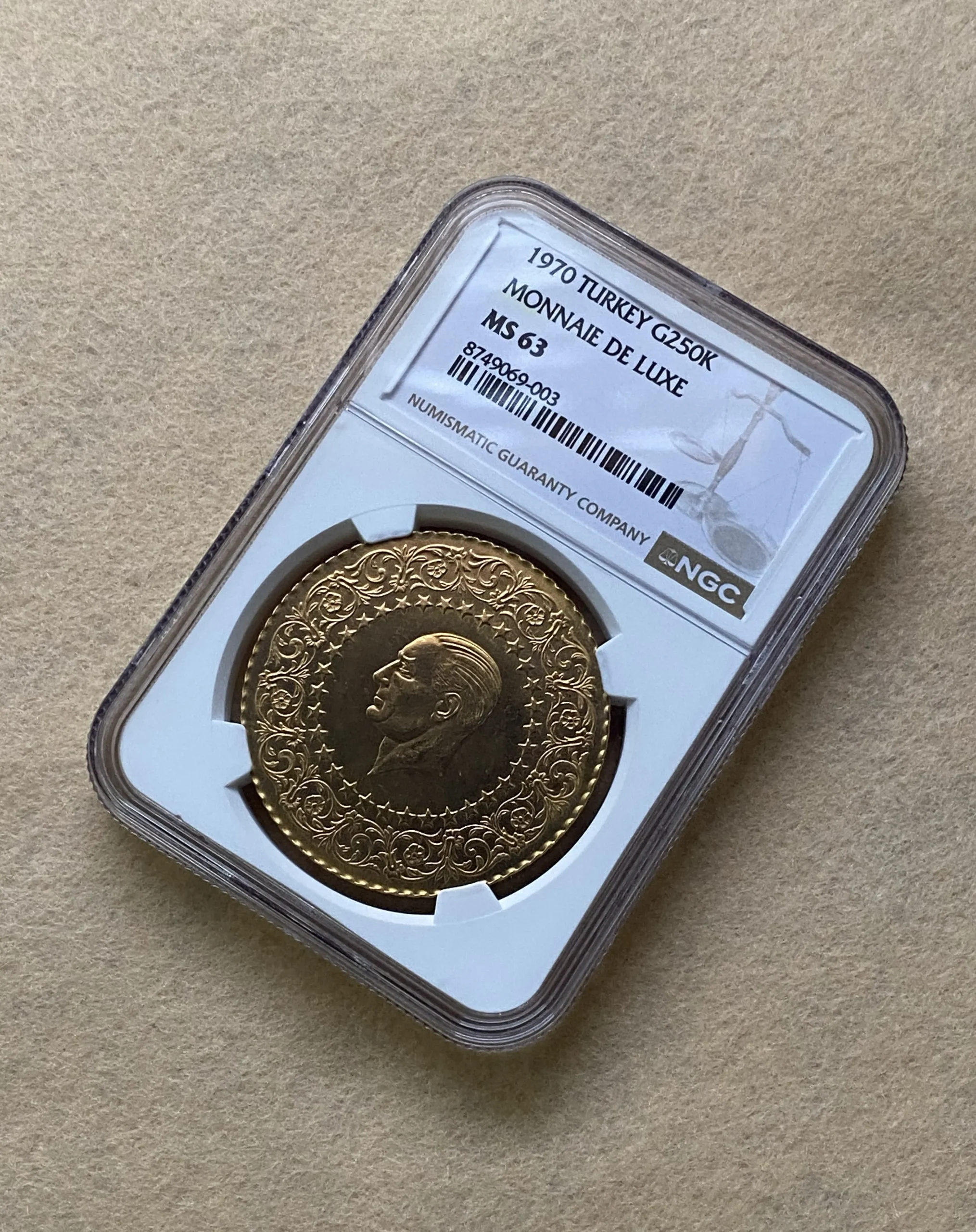 【フリマアプリ併売中(商品説明文一読下さい。)】1970年 トルコ 250クルシュ金貨 モネー・デ・リュクス アタチュルク NGC MS63 準最高鑑定品! - 画像 (2)