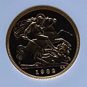 【フリマアプリ併売中(商品説明文一読下さい。)】1982年 イギリス エリザベス2世 ハーフソブリン金貨 プルーフ ANACS PF69 発行19090枚 稀少! - 画像 (7)