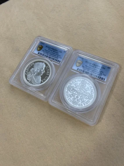 2023年 英国 5ポンド銀貨(純銀2oz) ペティション・クラウン 肖像&紋章 2枚セット PCGS PR68DCAM！