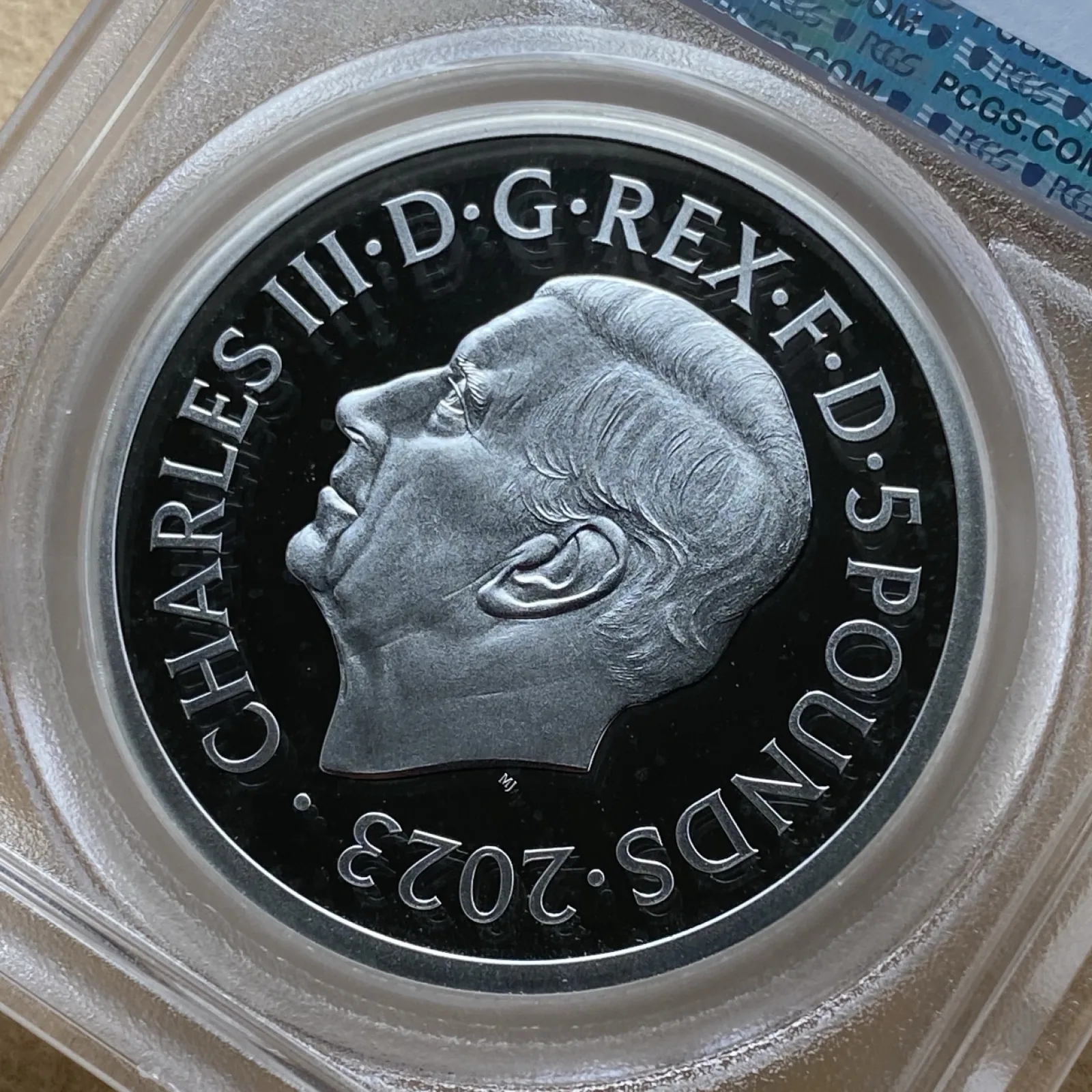 2023年 英国 5ポンド銀貨(純銀2oz) ペティション・クラウン 肖像&紋章 2枚セット PCGS PR68DCAM! - 画像 (4)