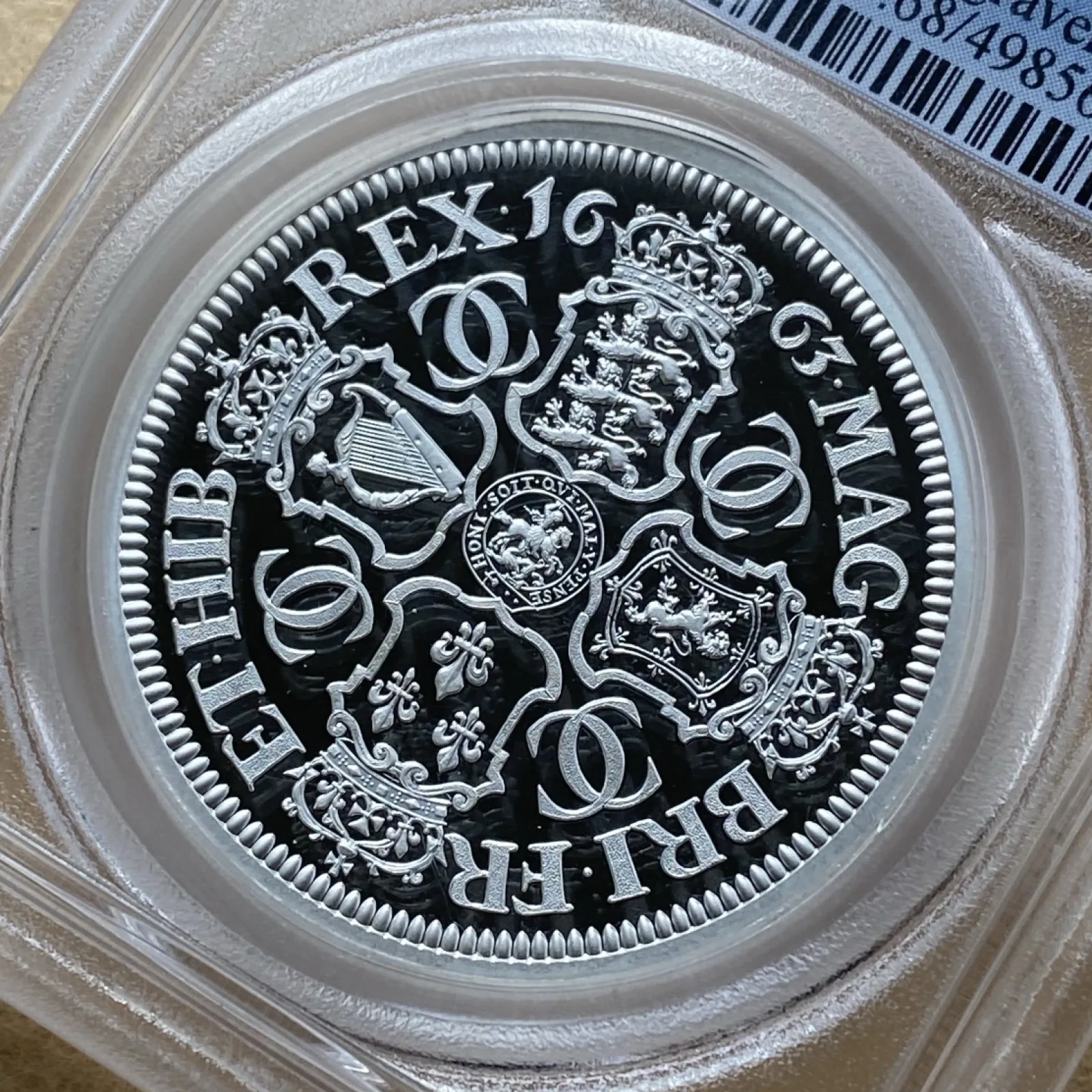 2023年 英国 5ポンド銀貨(純銀2oz) ペティション・クラウン 肖像&紋章 2枚セット PCGS PR68DCAM! - 画像 (5)