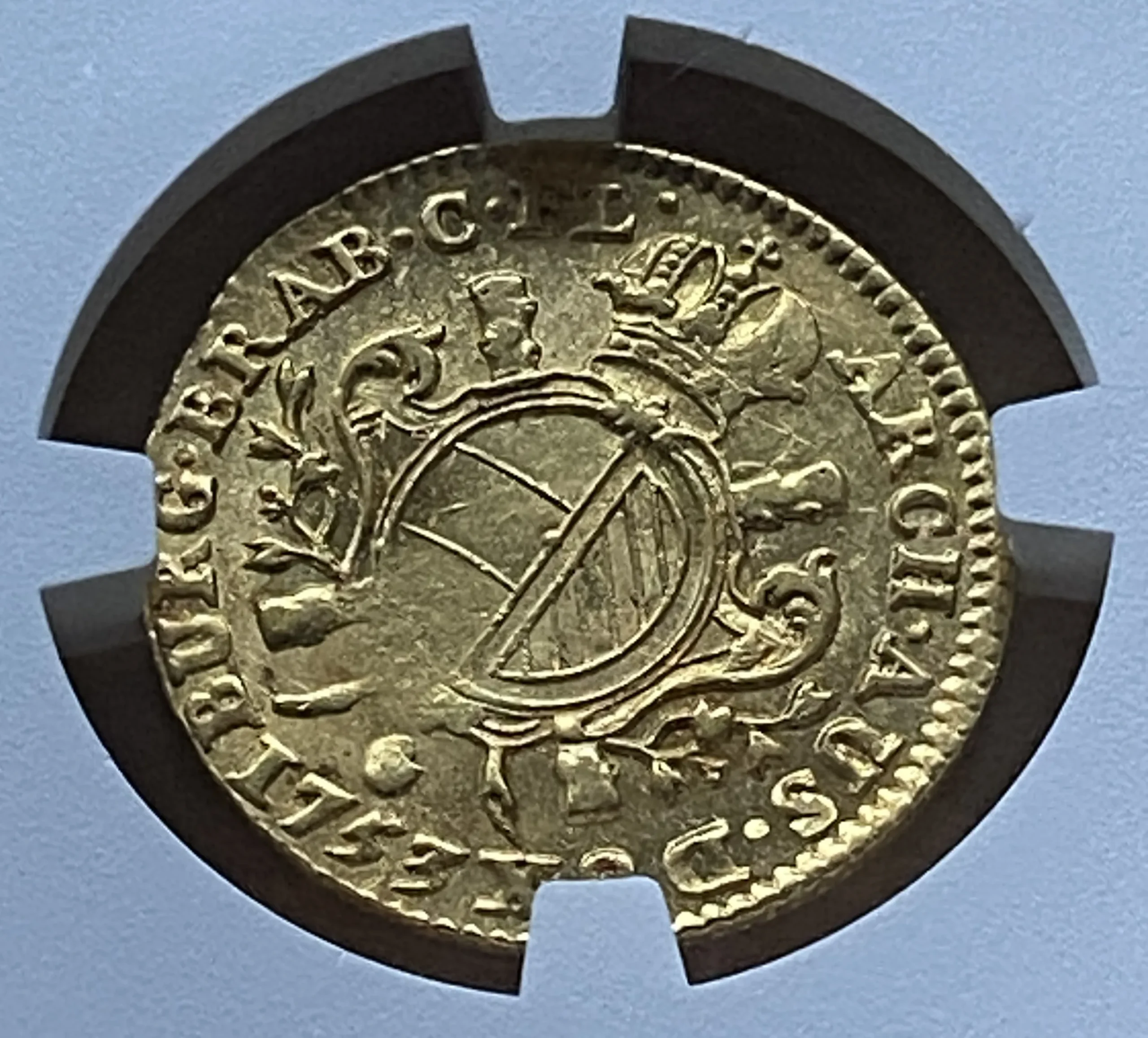 1753年 オーストリア領ネーデルラント マリア・テレジア 1/2ソブラン・ドール金貨 NGC AU58 準最高鑑定品! - 画像 (4)