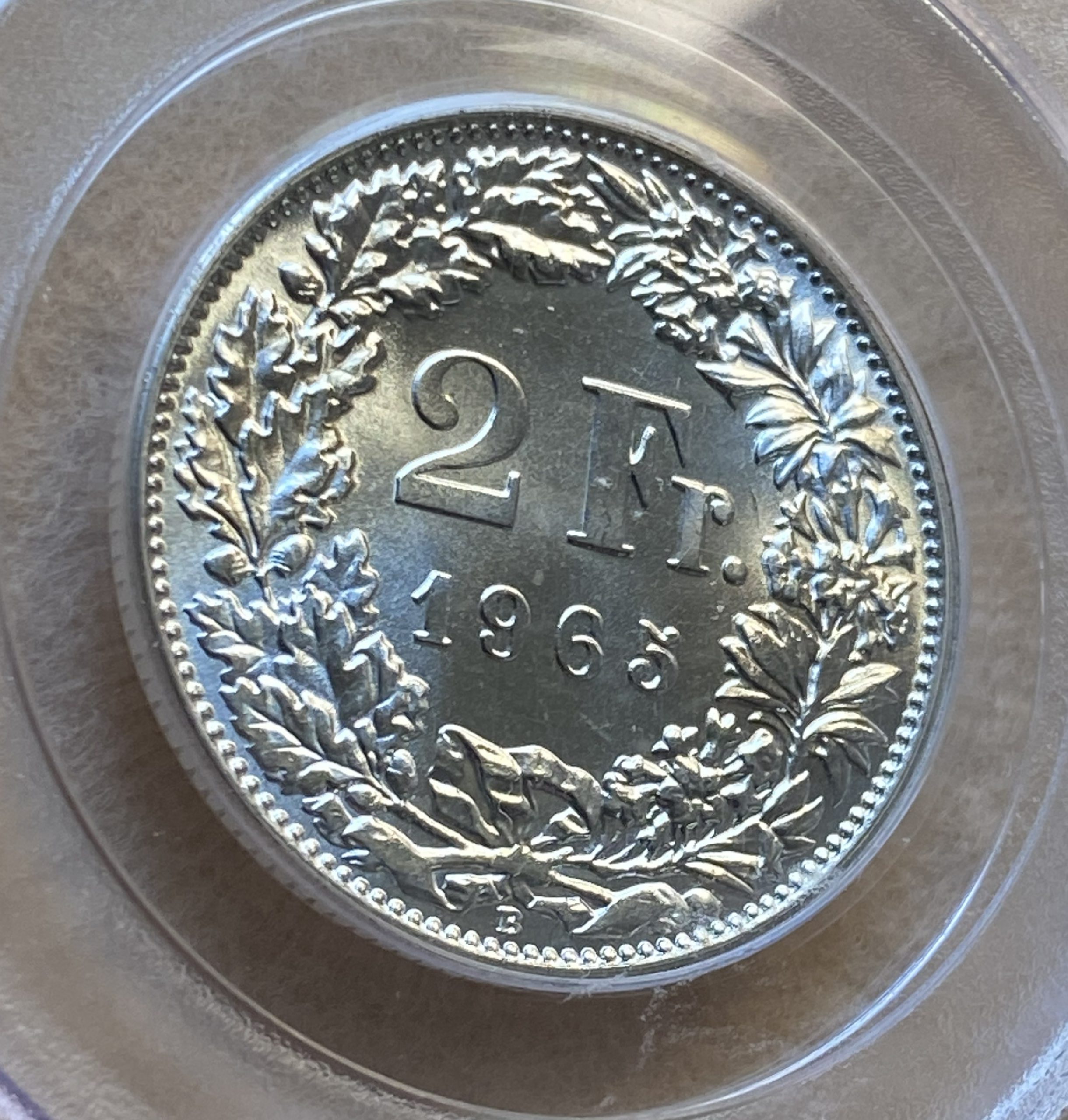 【フリマアプリ併売中(商品説明文一読下さい。)】1965年 スイス 2フラン銀貨 ヘルベティア立像 ベルン造幣局 PCGS MS66 高鑑定品! - 画像 (8)